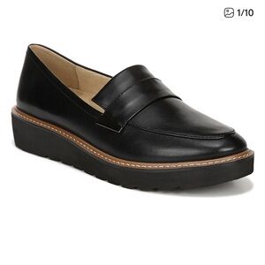 Naturalizer Black Loafers